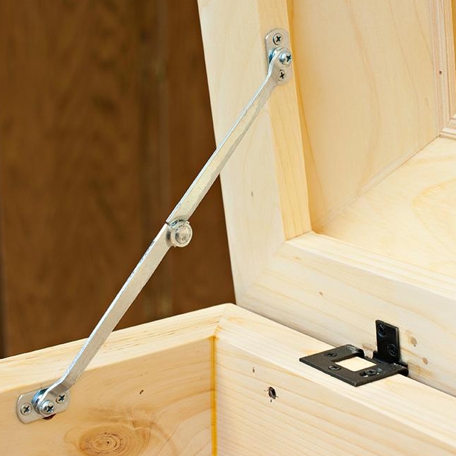 A sustentação suporte a cor da prata 8515 e o hardware do caixão